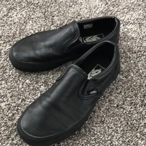 Black leather vans only worn twice